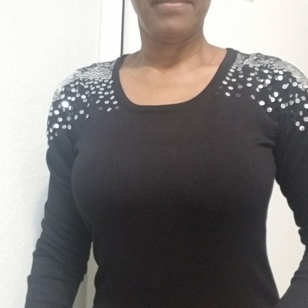 Dress - Picture 2 of 4